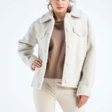 Sheepskin-jacket-2025-cream-1-1.jpg